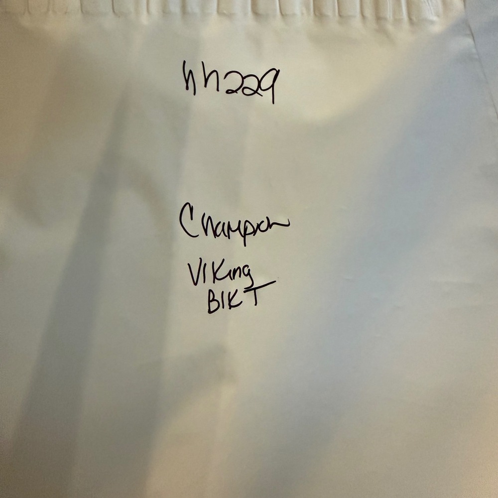 Champion T-Shirt‎ Mens Medium Viking Graphic Black Short Sleeve Cotton Tee - Picture 8 of 8